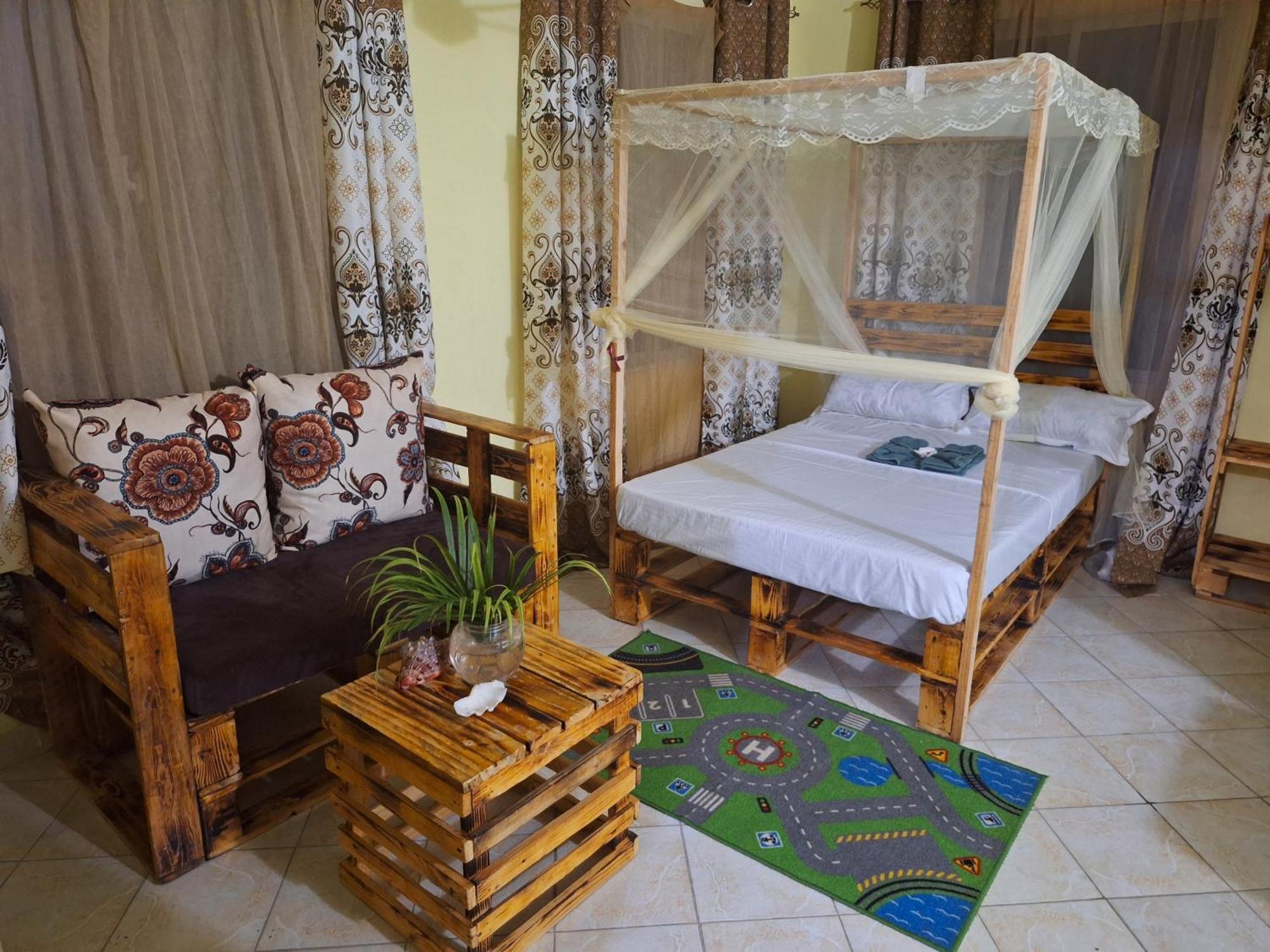 Mount Zion Guest House, Mtwapa Mtomondoni Mombasa Eksteriør bilde